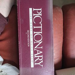 Pictionary Board Game