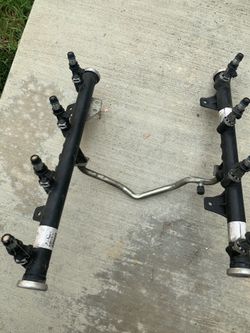 LSx fuel rail and injectors