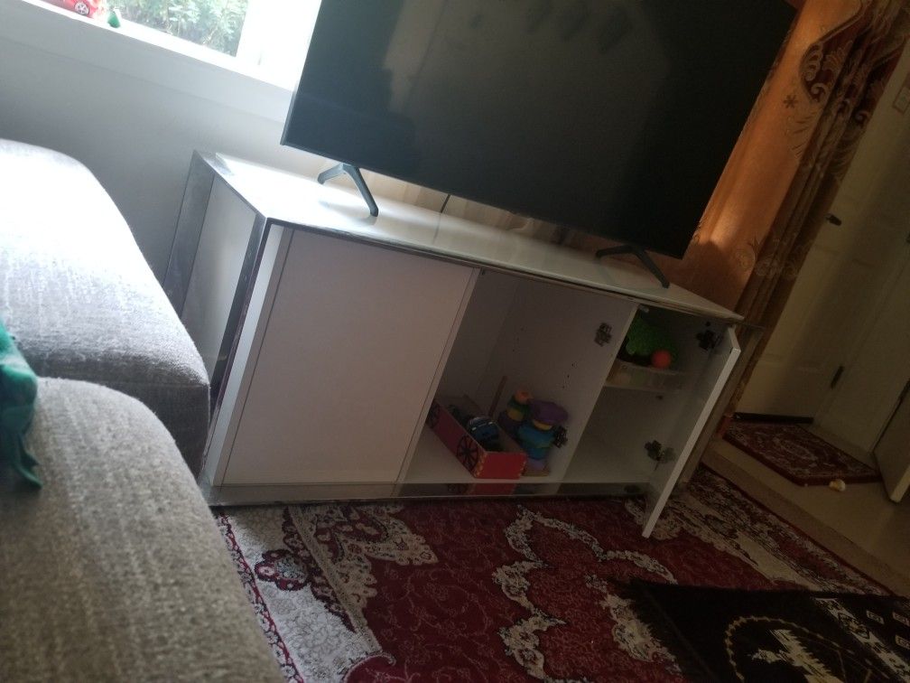 TV Stand Free West Seattle