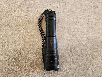 High Lumen Flashlight