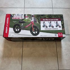 Radio Flyer 12" Kids Boys Girls Balance Bike Beginner Glide and Go Pro Black/Red