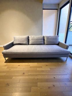 🛋 Luxury Sofa by EQ3 🚚 DELIVERY AVAILABLE