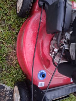 Toro mower self Propelled 225.