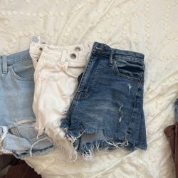 Women’s Jean Pants & Shorts 