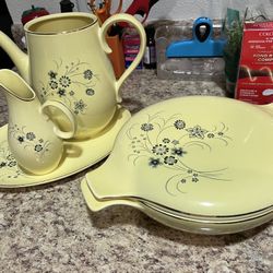 Taylor Smith Taylor 1950’s “Silver Mist” Pattern 