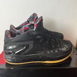 Nike LeBron XI Low “Black Gum” Size 8 – Worn Twice, Great Condition