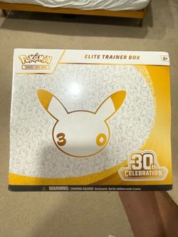 Pokemon 30th Celebration ETB