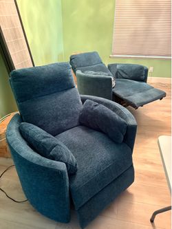 2  teal blue power recliners