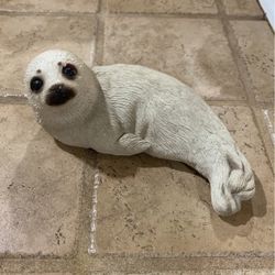 Vintage Sandicast White Harp Seal Figurine Statue 8" Sculpture