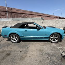 2008 Ford Mustang