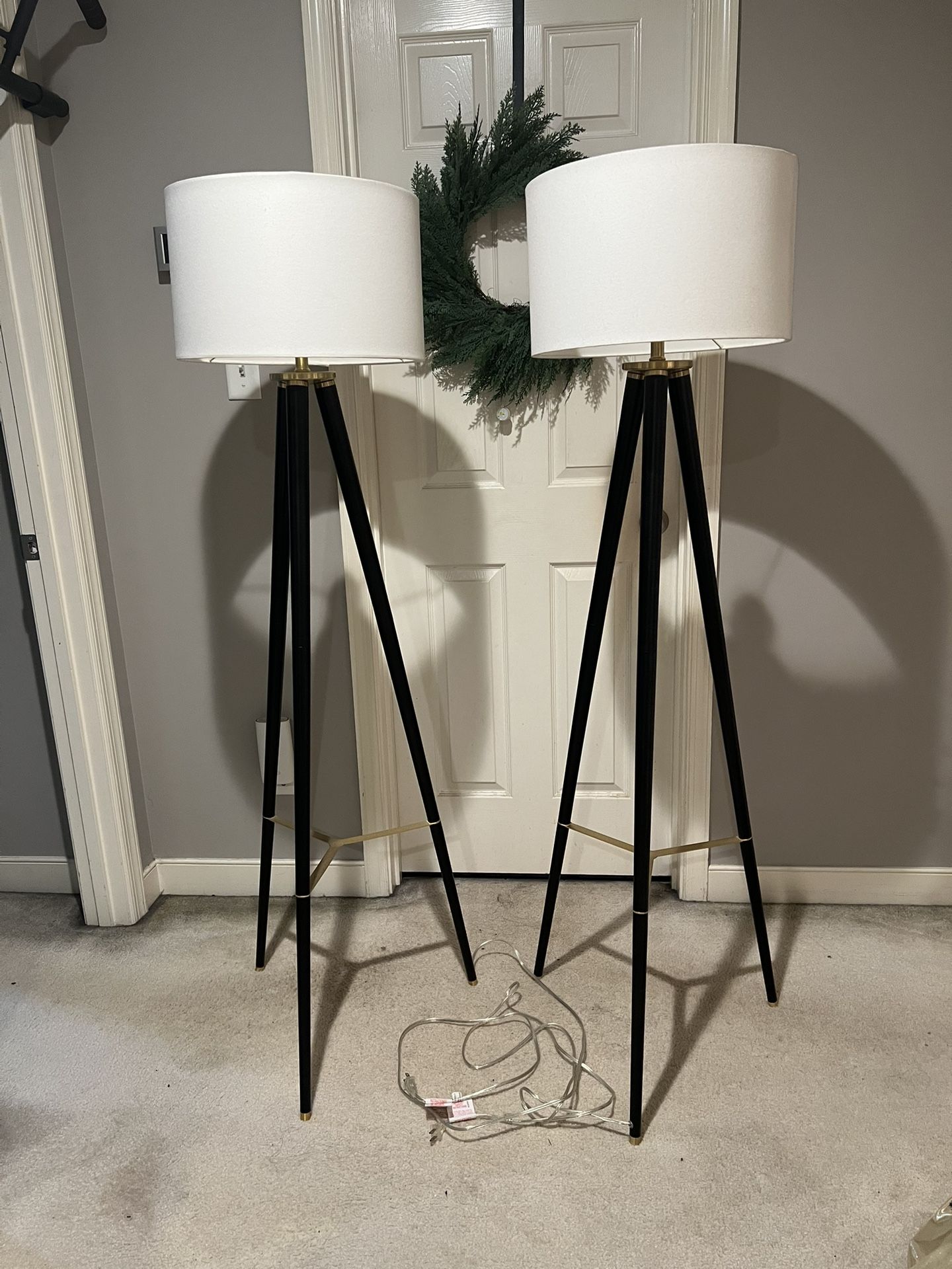 Set of 2 Floor Lamps