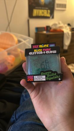 Needoh glitter ice cube