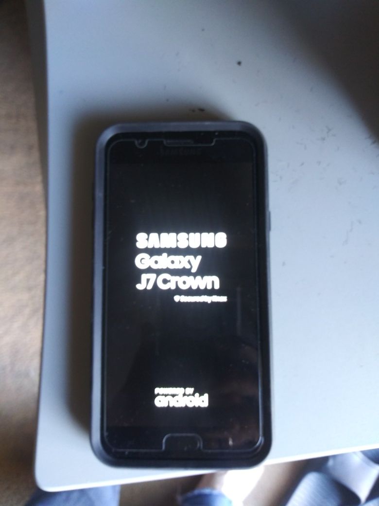 Samsung Galaxy j7 crown