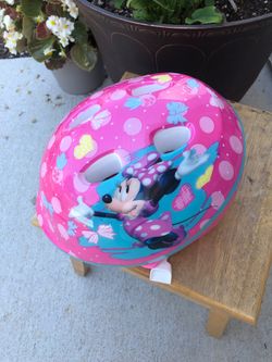 Mini Mouse bicycle helmet