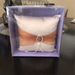 Ring Wedding Pillow 