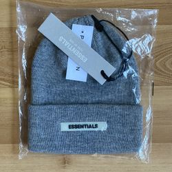 Fear of God Essentials Cuff Beanie (Grey)
