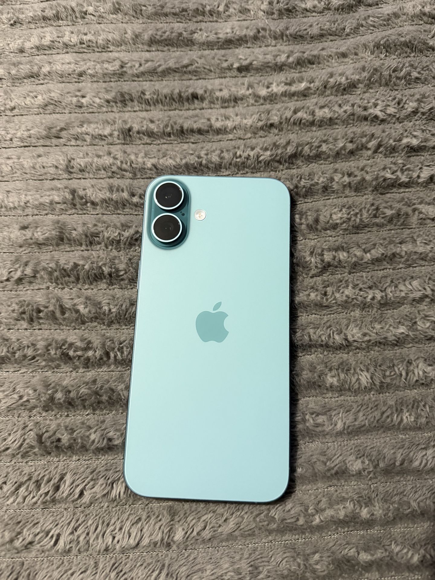 iPhone 16 plus unlocked