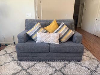 Moving sale