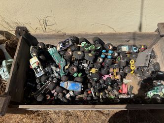 MONSTER JAM collection and TONKAS