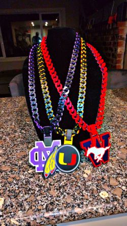 Highschool cuban chains
