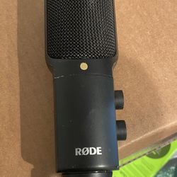 Rode NT-USB highly versatile side-address microphone