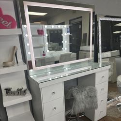 Vanity Set Makeup Table LED Lights Mirror White Dresser✨New