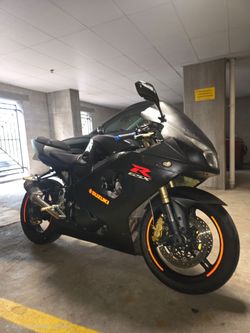 2004 suzuki GSXR 750