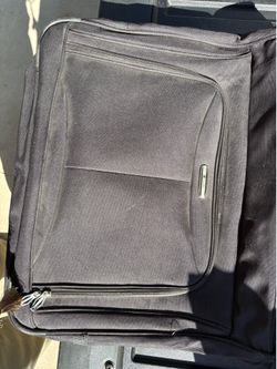 rolling garment bag /