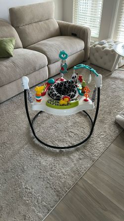 Fisher And Price Baby Jumparoo Baby Bouncer Jungle Edition
