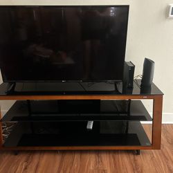 📺 Elegant Bell'O Cherry Wood & Black Glass TV Stand - Costa Mesa OBO 📺