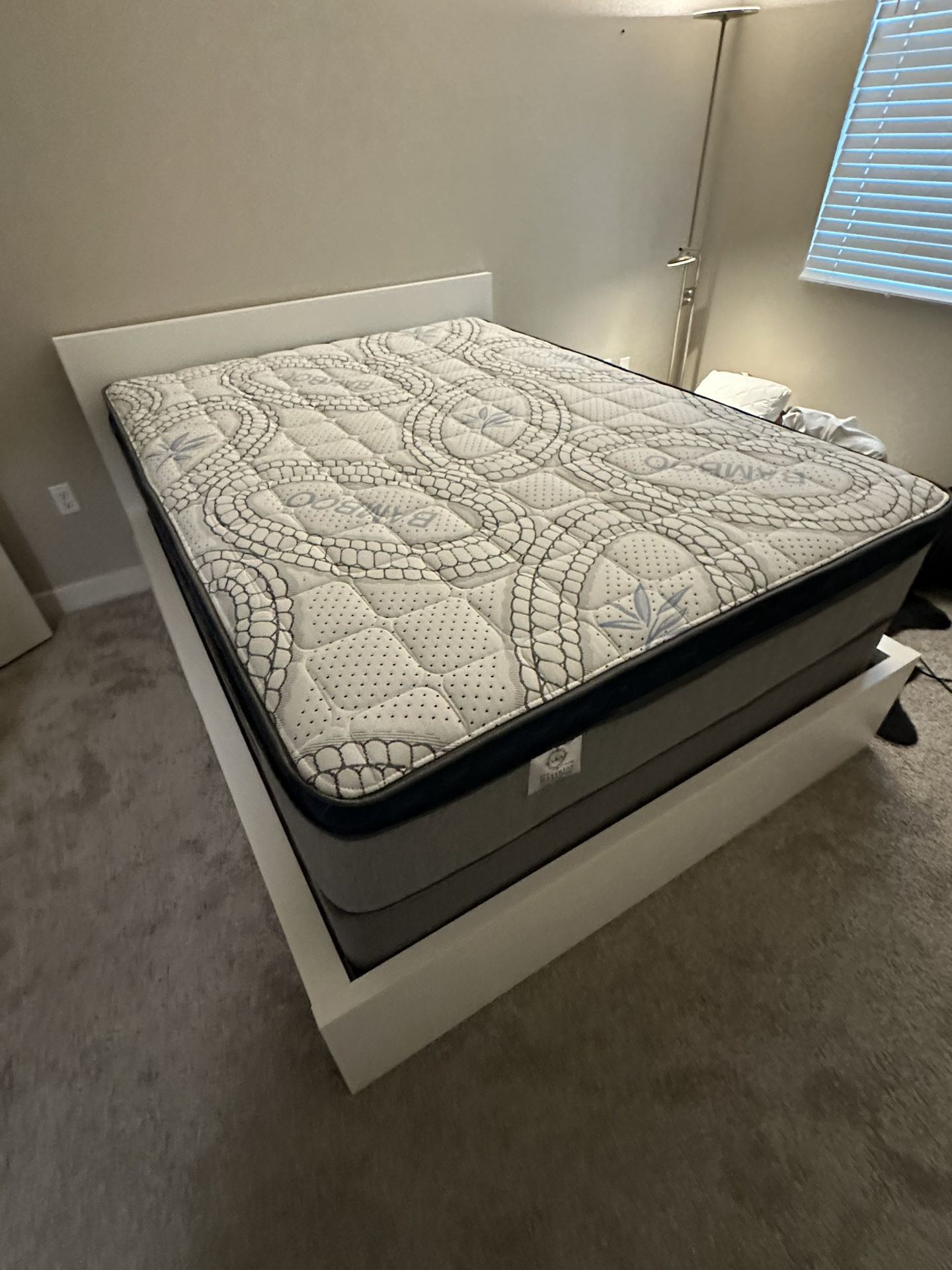 Queen Size Mattress Pillow Top 12” Thick 