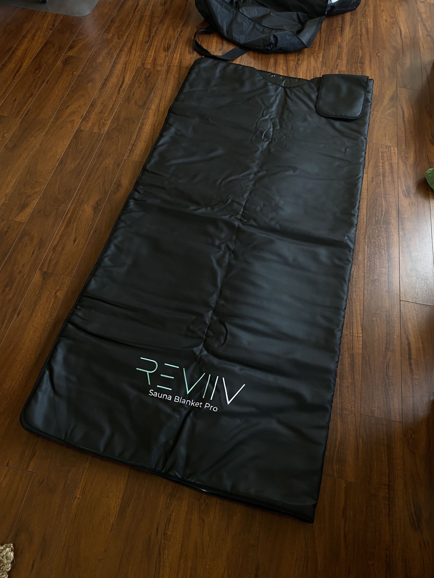 REVIV Sauna blanket - Never Used