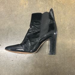 Vince Camuto Britsy bootie  91/2 Euro 39 1/2