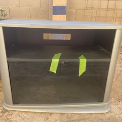 Free TV STAND