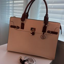 👜 Elegant Large Beige & Soft Brown Purse – $50 (Perfect for Work!)