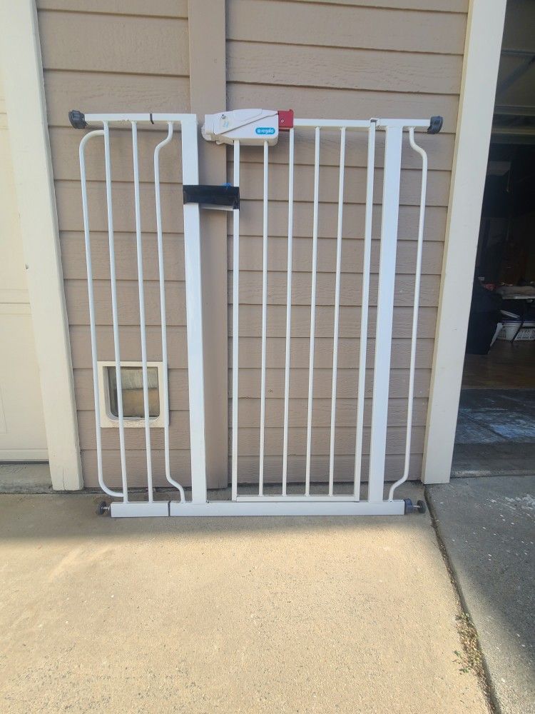 Gates Safety Tall