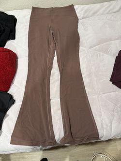 LULULEMON FLARE LEGGINGS