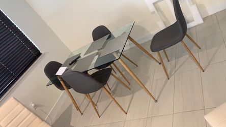 Dining Table Set