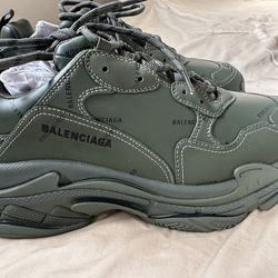Balenciaga Size 10 Brand New In A Box