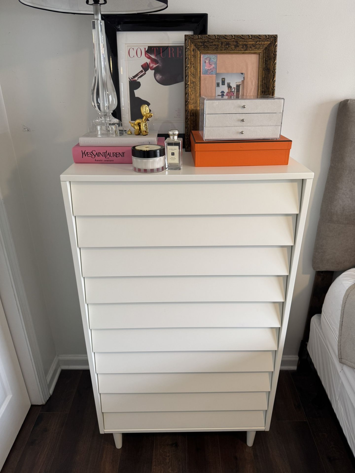 West Elm 5-Drawer Dresser – Excellent Condition