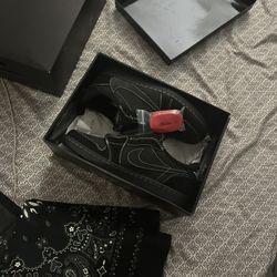 Travis Scott Black Phantom 