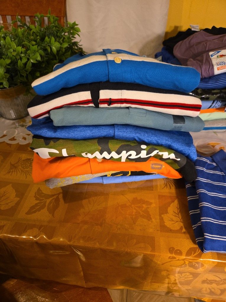 23 T SHIRTS 👕 $ 50.00  4XL