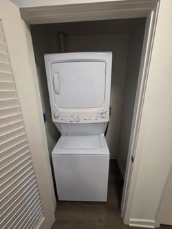 GE Washer/Dryer Combo