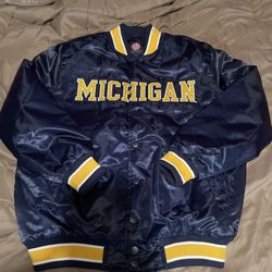 Michigan varsity Jacket Size LARGE (no Trades) 