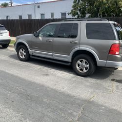 2002 Ford Explorer