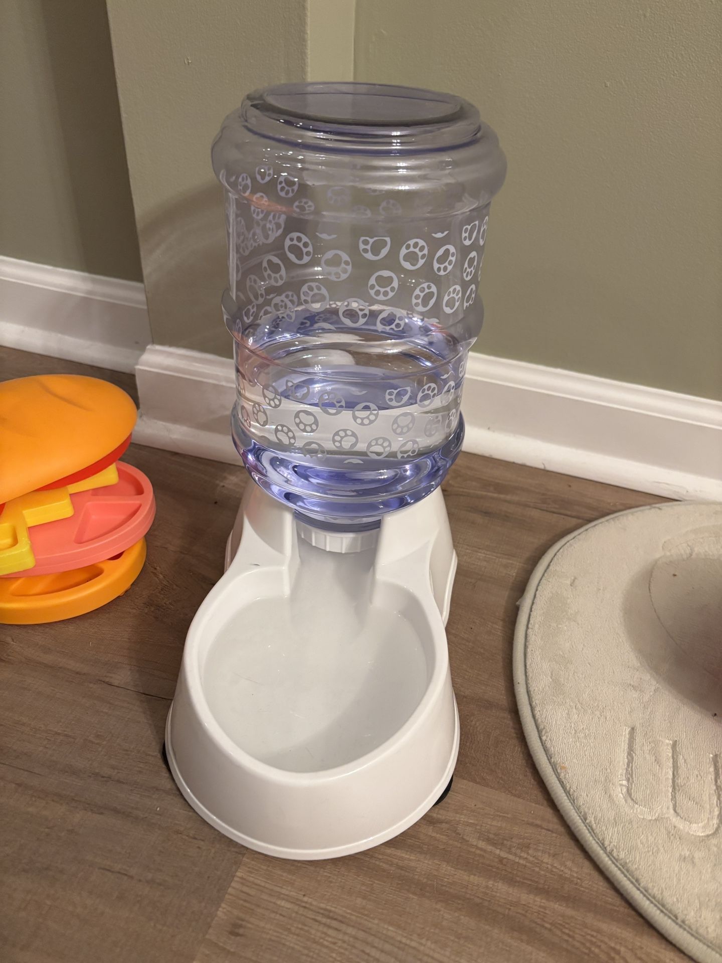 Pet Water Dish 
