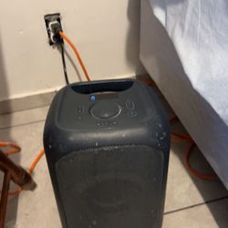 Onn Speaker Bluetooth.. 