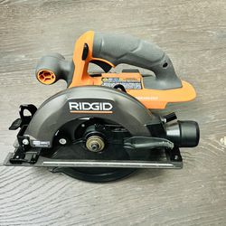 Ridgid 18V SubCompact Brushless Cordless 6-1/2 in. Circular Saw (Tool Only)
