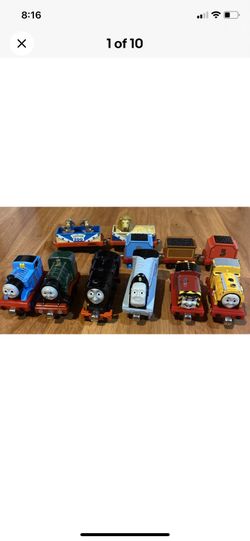 Thomas Train Lot Of 6 Engines & 5 Cars