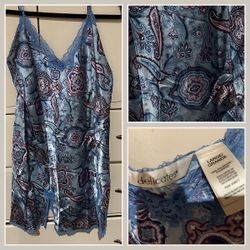 Delicates Lovely Blue Paisley Ladies Size L Baby  Doll